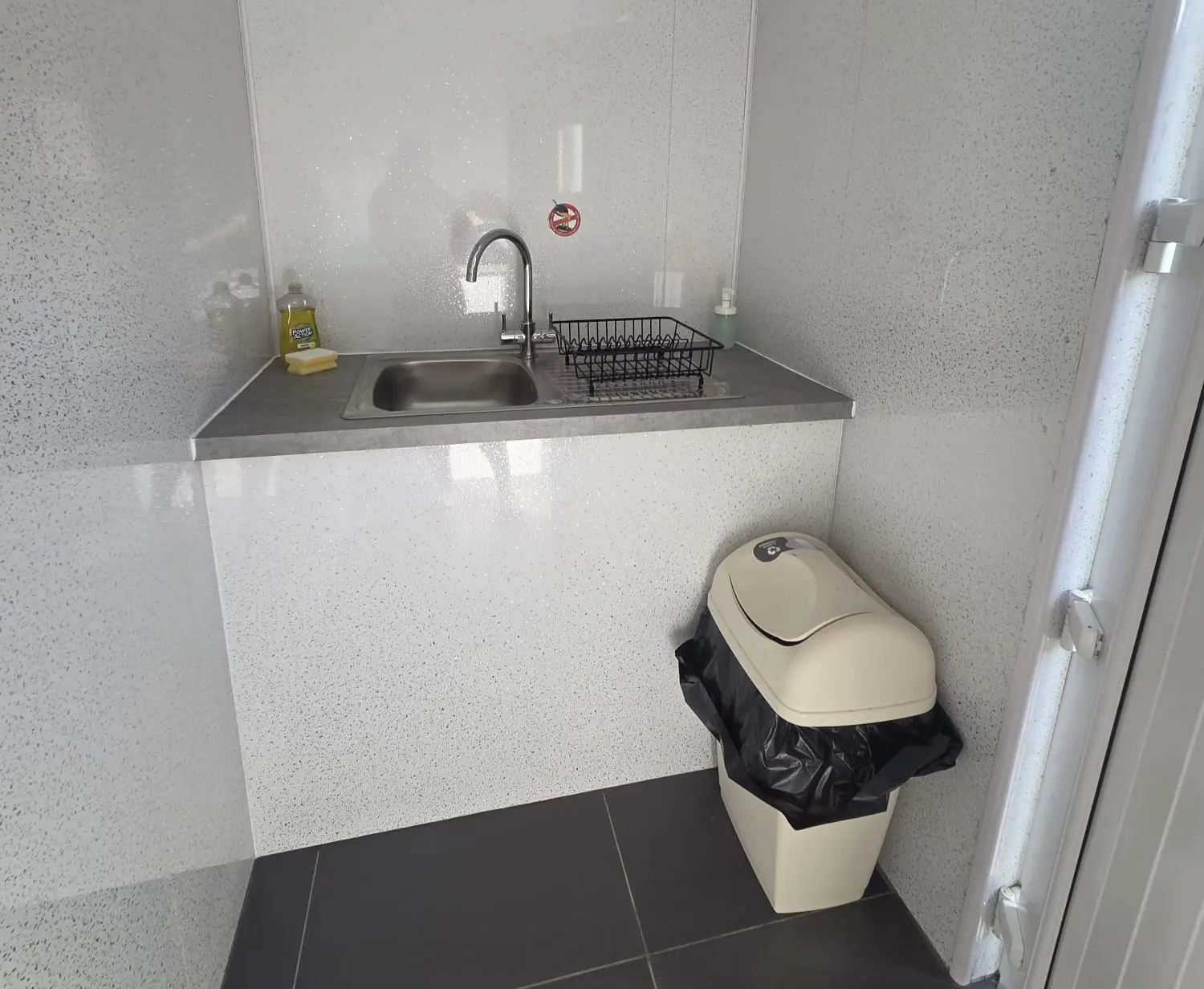 Caravan at Bodrydd Lakeside Leisure
